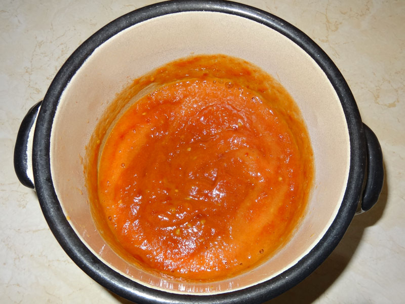 Wegetariańska zupa pomidorowa z ryżem